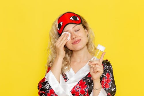 Hydrating Retinol Eye Creams That Are Worth the Hype