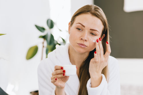 How Sensitive Skin Responds to Retinol Products