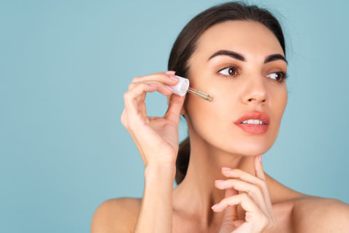 How Hyaluronic Acid Serums Improve Moisture Levels