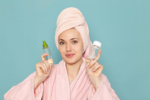 Hydrating Serum vs Hydrating Cream: Which Should You Use?