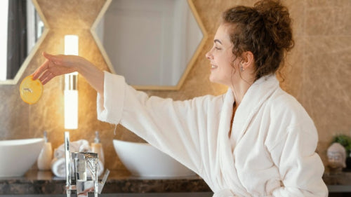 How to Build a Routine Around Hydration, Firmness, and Glow