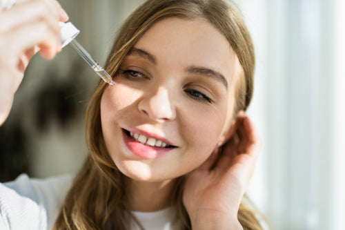 How Hyaluronic Acid Supports Everyday Hydration